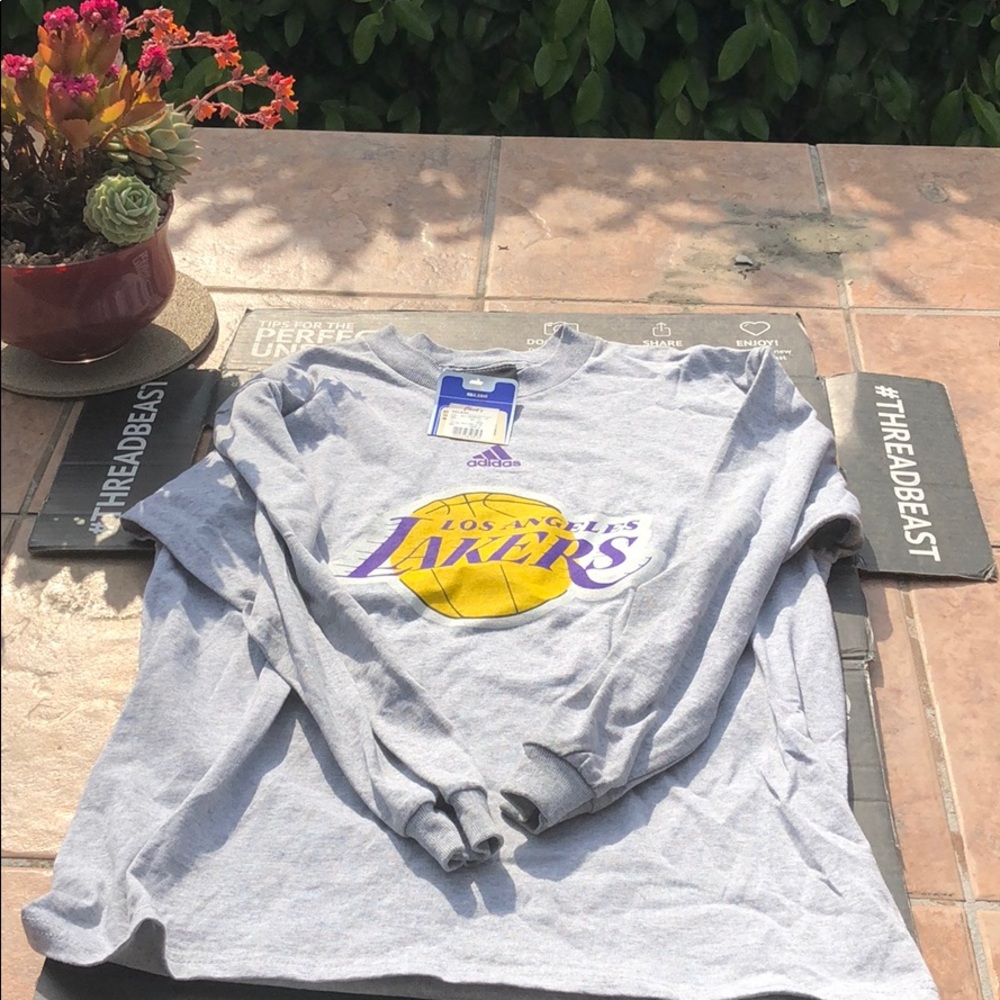 Adidas Youth Laker long sleeve NWT